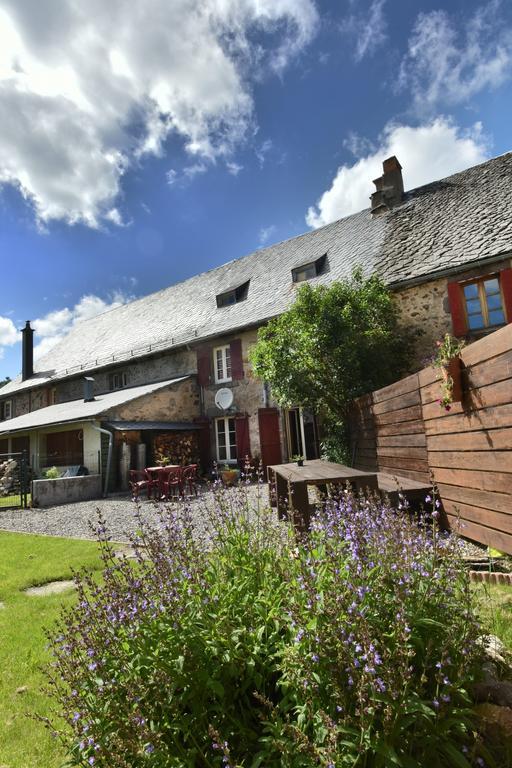 Auberge De La Providence Saint-Donat Exterior foto